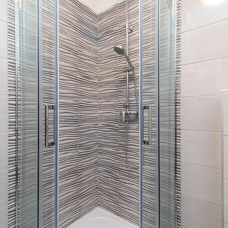 Paula * تروغير