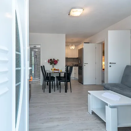 Apartment Paula *